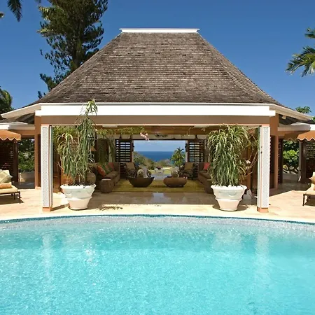 Montego Bay Villa -Entire Home With Private Pool And Free Wifi